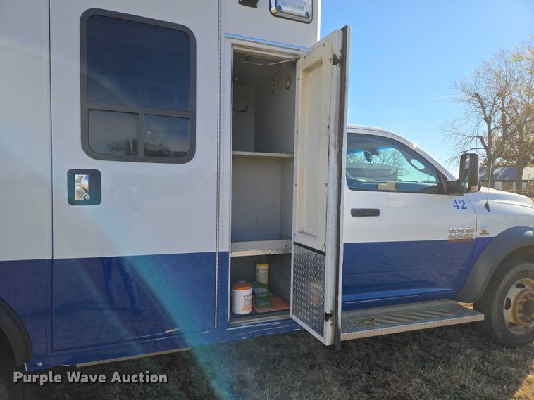 image for item ET5329 2015 RAM 4500HD ambulance