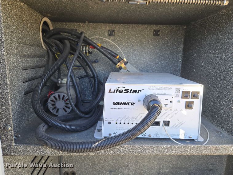 image for item ET5329 2015 RAM 4500HD ambulance