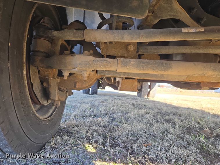 image for item ET5329 2015 RAM 4500HD ambulance