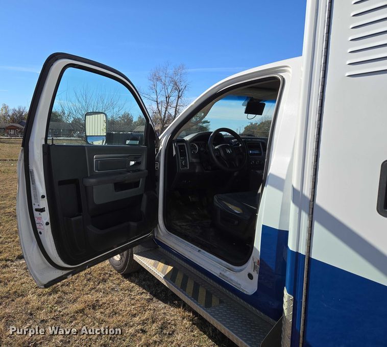 image for item ET5329 2015 RAM 4500HD ambulance