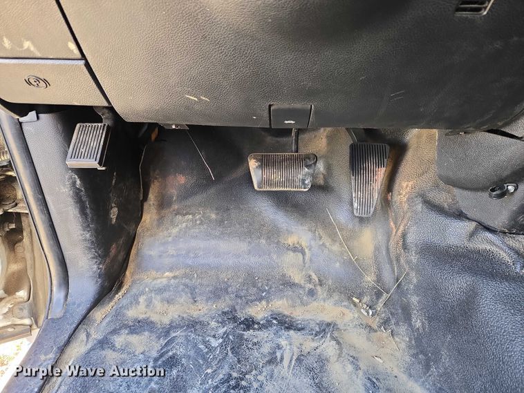 image for item ET5329 2015 RAM 4500HD ambulance