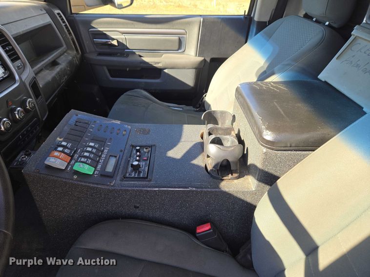 image for item ET5329 2015 RAM 4500HD ambulance