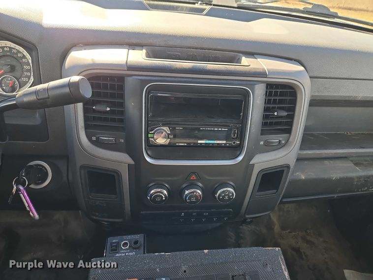 image for item ET5329 2015 RAM 4500HD ambulance