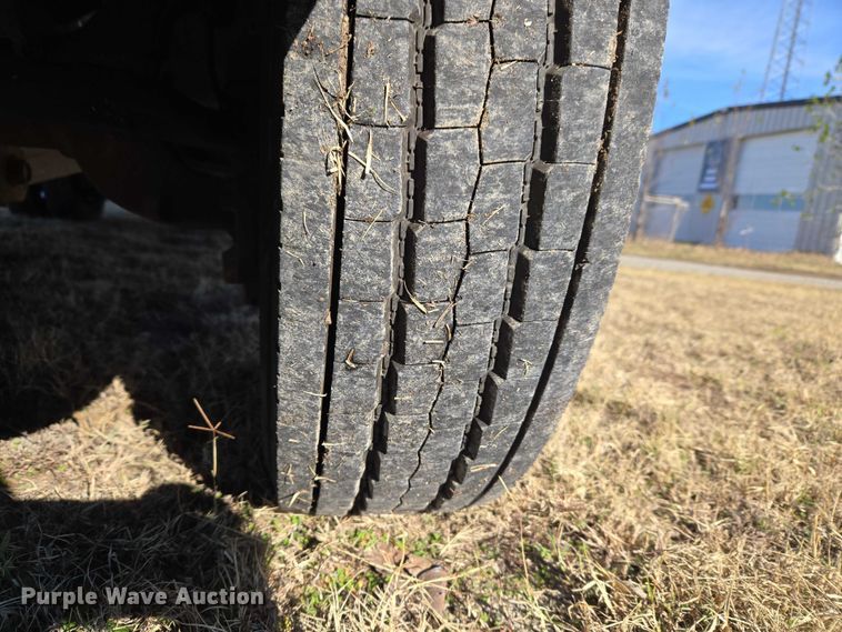 image for item ET5329 2015 RAM 4500HD ambulance