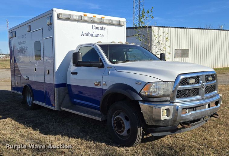 image for item ET5330 2012 Dodge Ram 4500HD ambulance