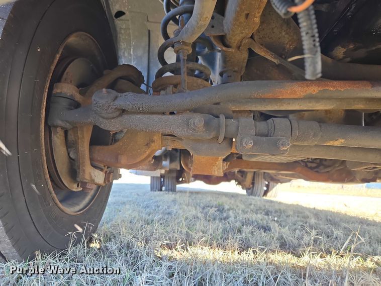 image for item ET5330 2012 Dodge Ram 4500HD ambulance