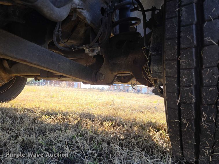 image for item ET5330 2012 Dodge Ram 4500HD ambulance