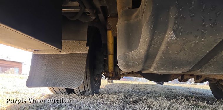 image for item ET5330 2012 Dodge Ram 4500HD ambulance