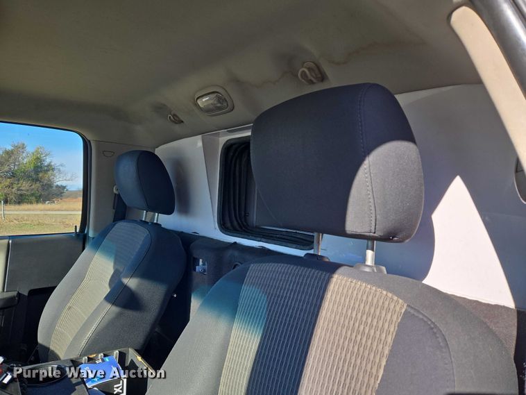 image for item ET5330 2012 Dodge Ram 4500HD ambulance