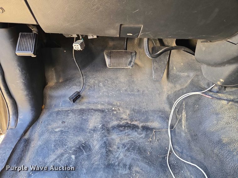 image for item ET5330 2012 Dodge Ram 4500HD ambulance