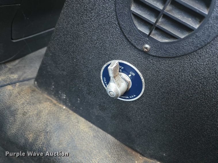 image for item ET5330 2012 Dodge Ram 4500HD ambulance