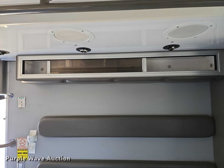 image for item ET5330 2012 Dodge Ram 4500HD ambulance