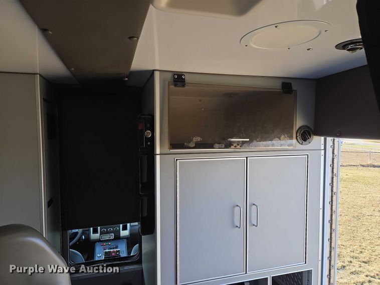 image for item ET5330 2012 Dodge Ram 4500HD ambulance