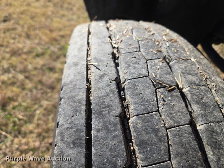 image for item ET5330 2012 Dodge Ram 4500HD ambulance