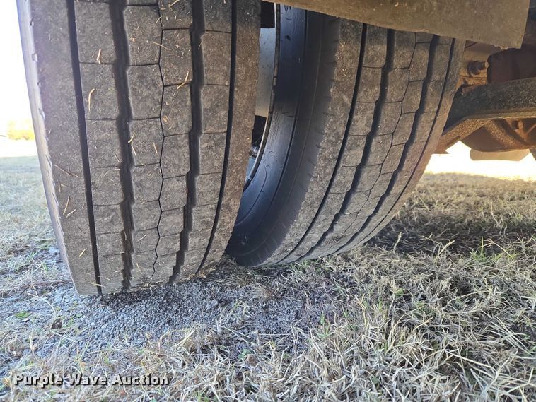 image for item ET5330 2012 Dodge Ram 4500HD ambulance