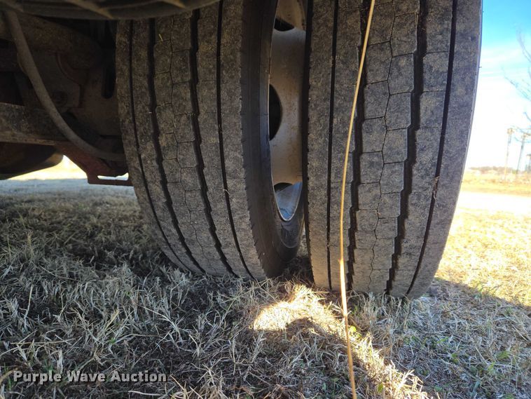 image for item ET5330 2012 Dodge Ram 4500HD ambulance