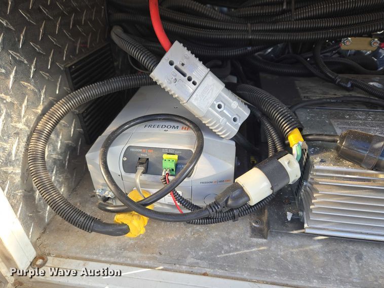 image for item ET5331 2015 Ford F550 Super Duty XLT ambulance