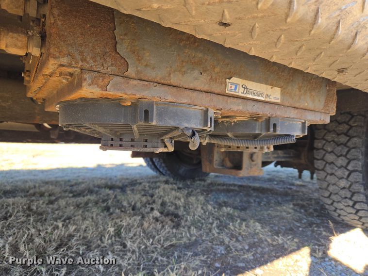 image for item ET5331 2015 Ford F550 Super Duty XLT ambulance