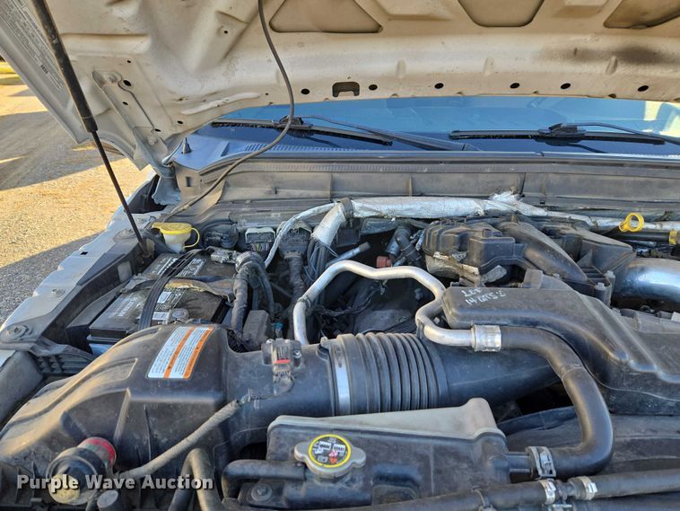 image for item ET5331 2015 Ford F550 Super Duty XLT ambulance