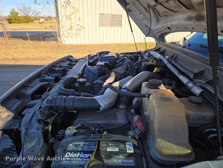 image for item ET5331 2015 Ford F550 Super Duty XLT ambulance