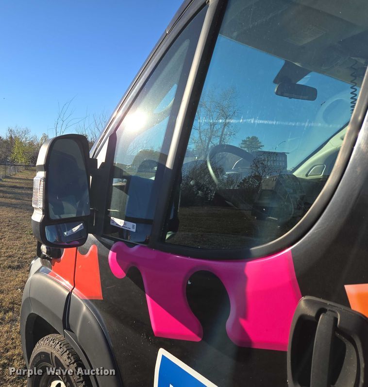 image for item ET5332 2020 RAM ProMaster 3500 ambulance