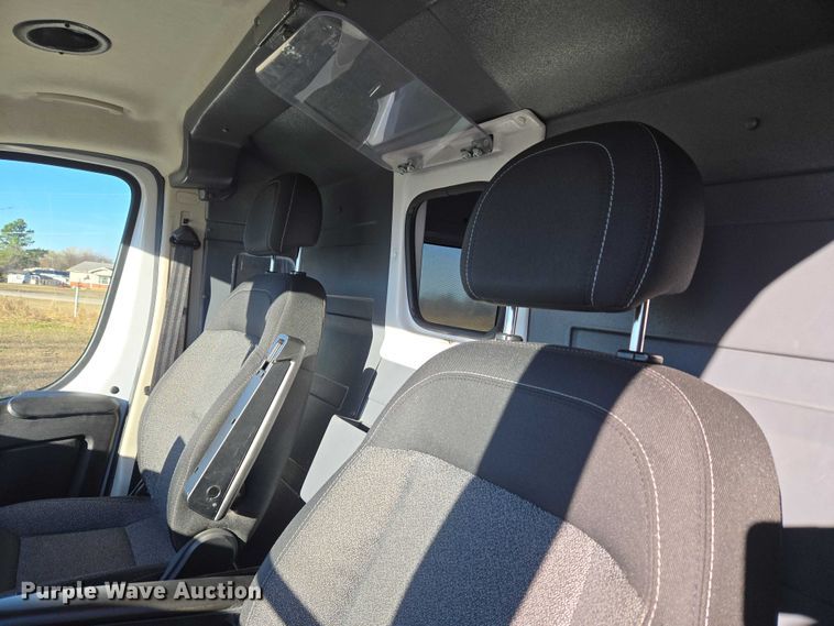 image for item ET5332 2020 RAM ProMaster 3500 ambulance