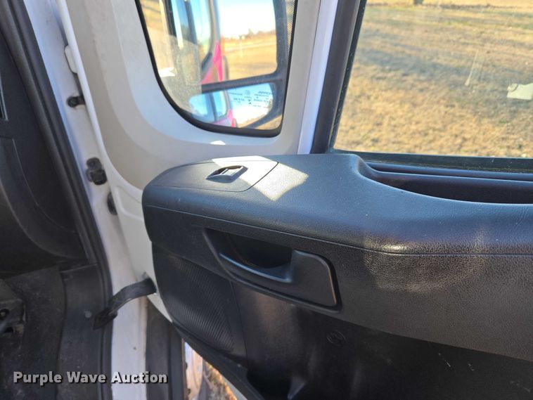 image for item ET5332 2020 RAM ProMaster 3500 ambulance