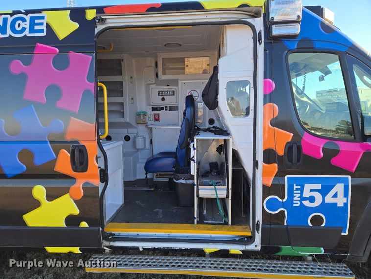 image for item ET5332 2020 RAM ProMaster 3500 ambulance