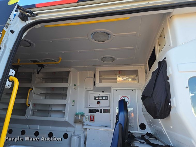 image for item ET5332 2020 RAM ProMaster 3500 ambulance