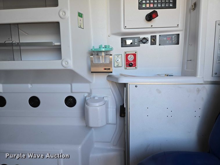 image for item ET5332 2020 RAM ProMaster 3500 ambulance