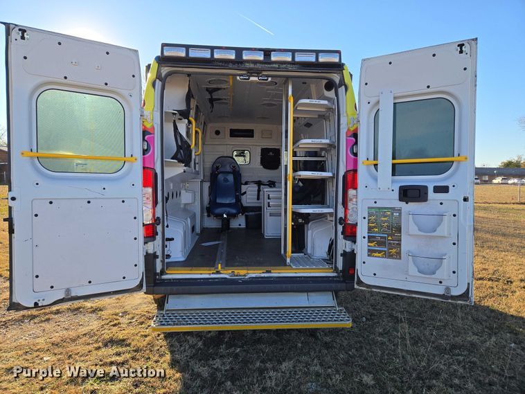 image for item ET5332 2020 RAM ProMaster 3500 ambulance