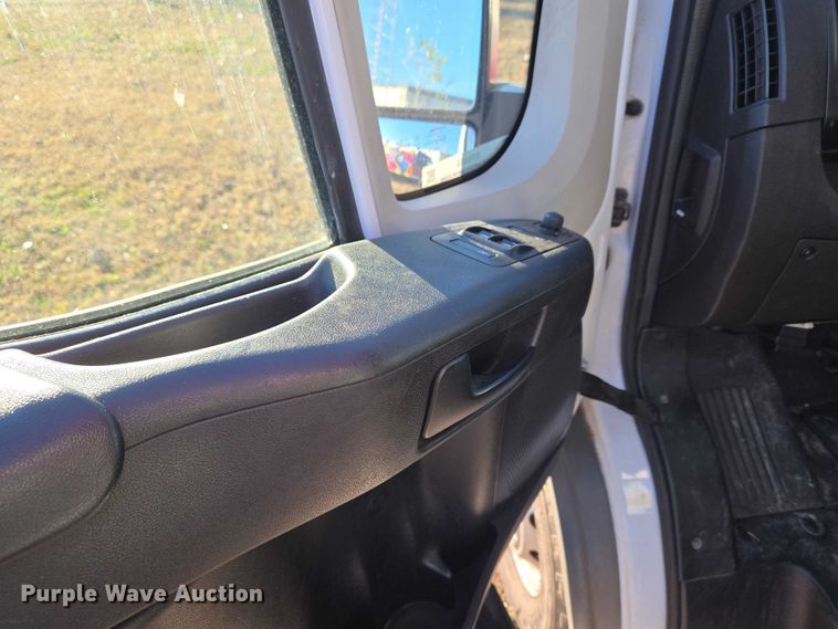 image for item ET5333 2018 RAM ProMaster 3500 ambulance