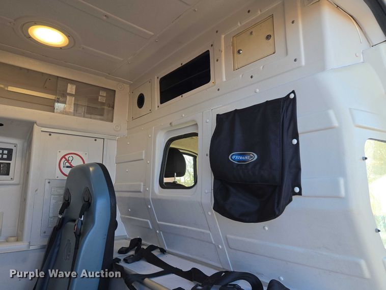 image for item ET5333 2018 RAM ProMaster 3500 ambulance