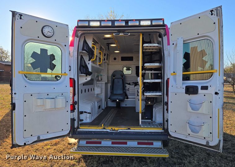 image for item ET5333 2018 RAM ProMaster 3500 ambulance