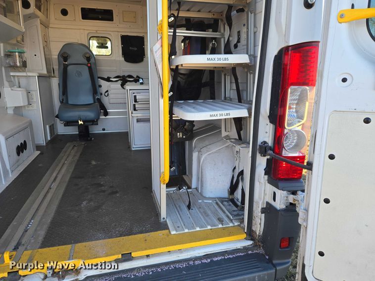 image for item ET5333 2018 RAM ProMaster 3500 ambulance