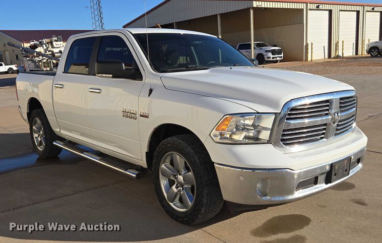 image for item ET5346 2018 RAM 1500 Crew Cab pickup truck