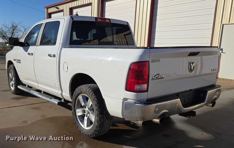 image for item ET5346 2018 RAM 1500 Crew Cab pickup truck