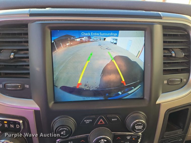 image for item ET5346 2018 RAM 1500 Crew Cab pickup truck