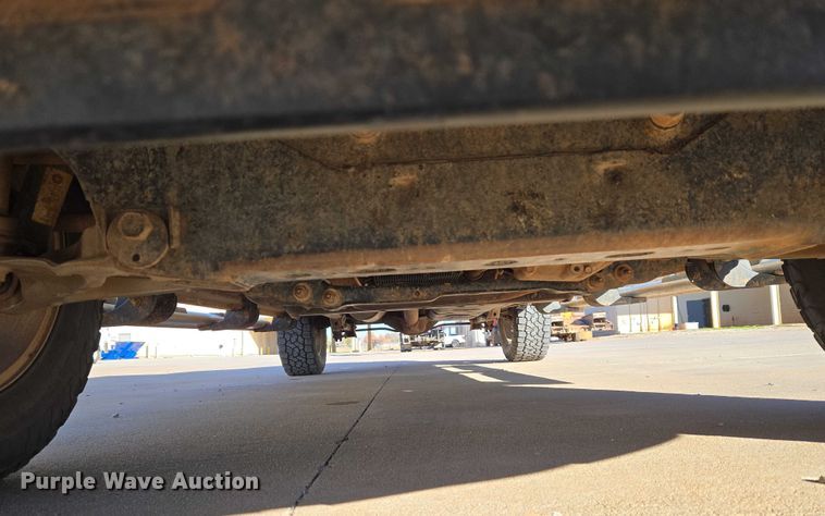 image for item ET5347 2017 RAM 1500 Crew Cab pickup truck