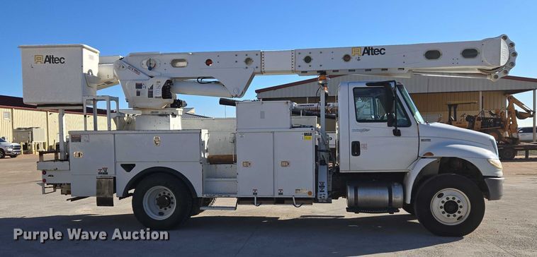 CAMIóN CON CANASTILLA 2013 INTERNATIONAL ALTEC