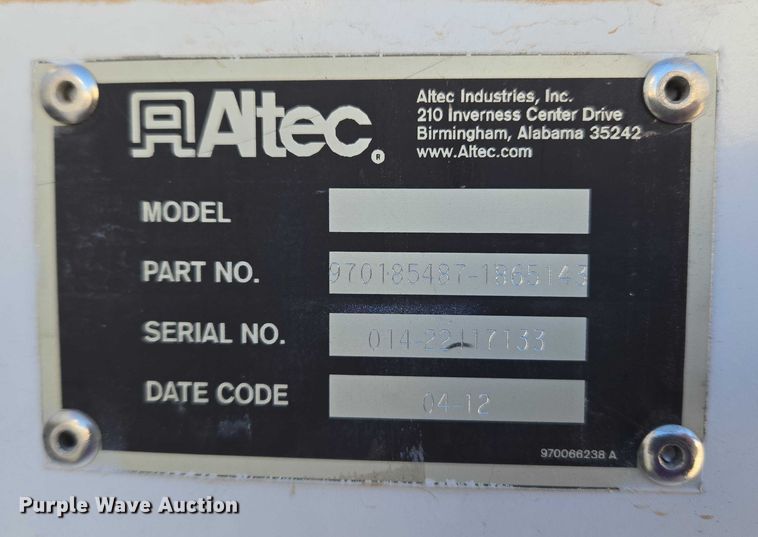 image for item ET5348 2013 International DuraStar 4400 bucket truck