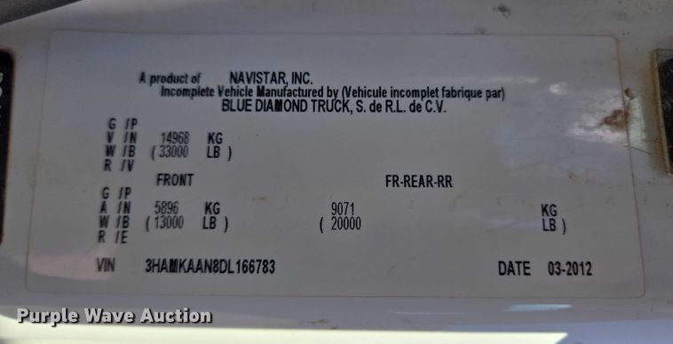 image for item ET5348 2013 International DuraStar 4400 bucket truck