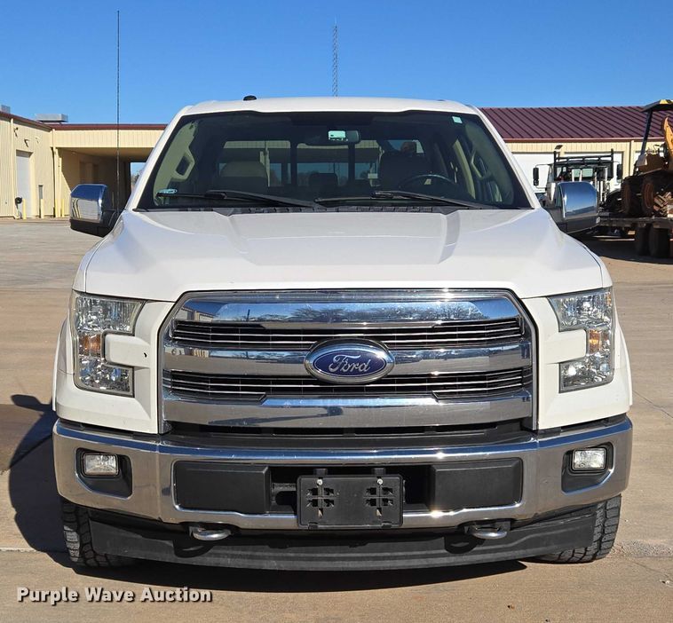 image for item ET5349 2017 Ford F150 SuperCrew pickup truck