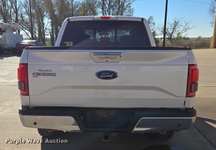 image for item ET5349 2017 Ford F150 SuperCrew pickup truck