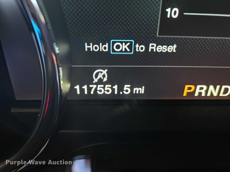 image for item ET5349 2017 Ford F150 SuperCrew pickup truck