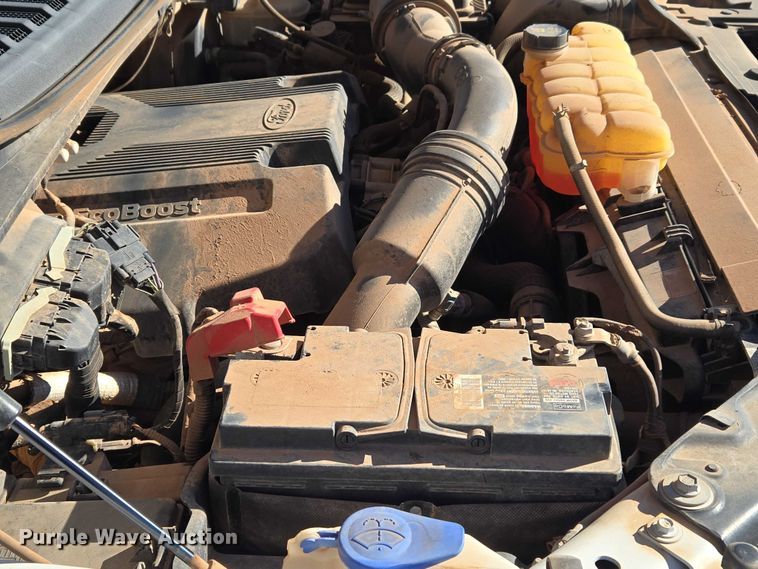 image for item ET5349 2017 Ford F150 SuperCrew pickup truck