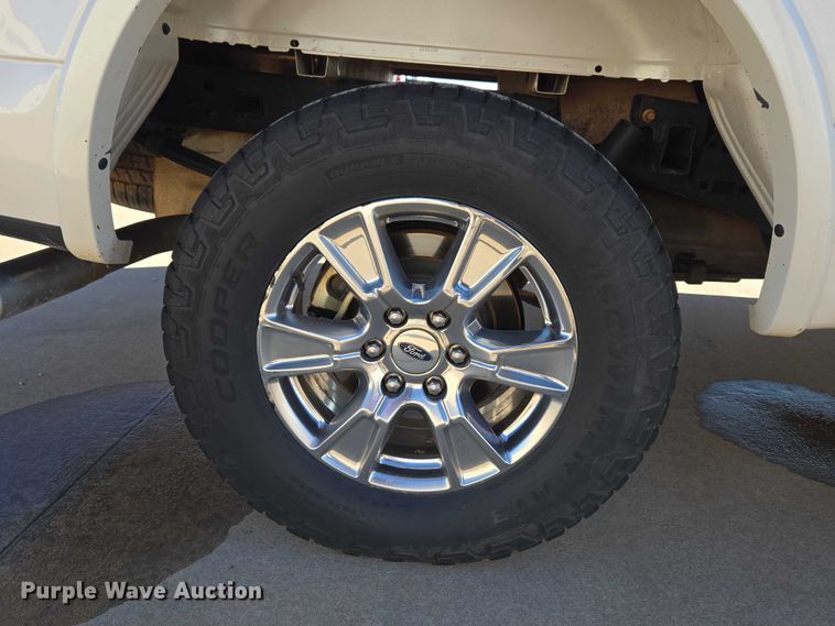 image for item ET5349 2017 Ford F150 SuperCrew pickup truck