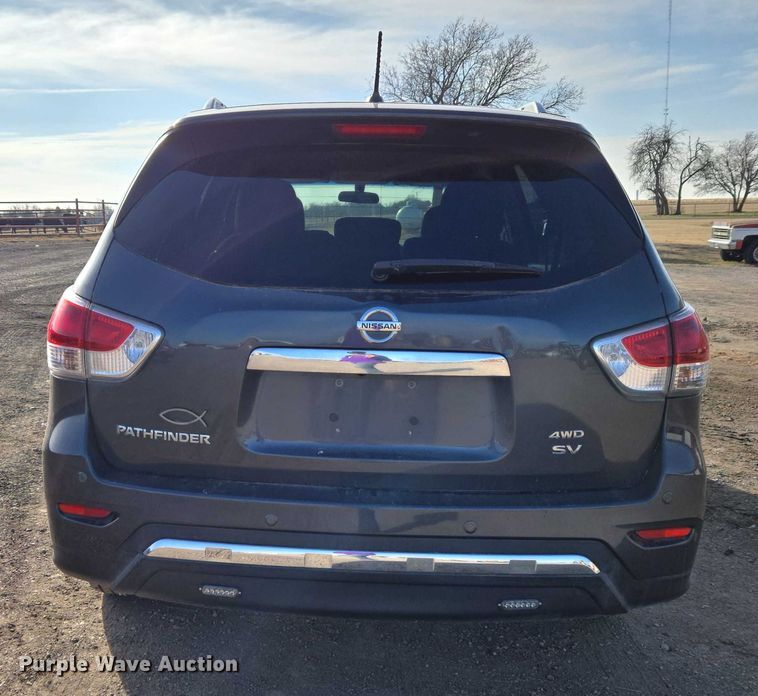 image for item ET5352 2013 Nissan Pathfinder SUV