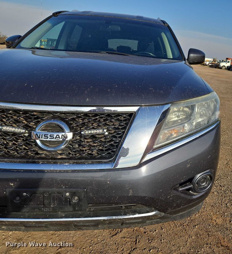 image for item ET5352 2013 Nissan Pathfinder SUV