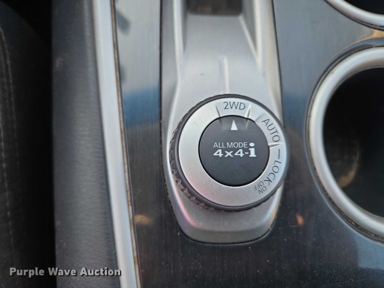 image for item ET5352 2013 Nissan Pathfinder SUV